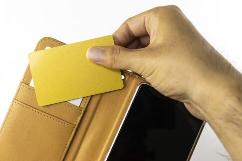 【解約方法】ルミネカードを解約する全手順｜電話・退会届・カード返送まで完全解説