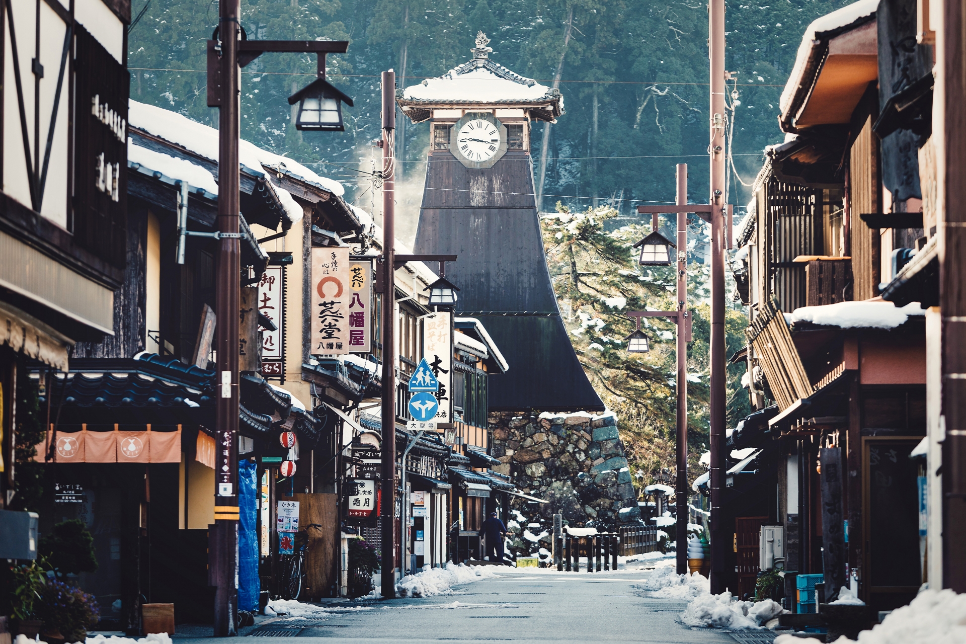 【解約方法】但馬銀行の口座解約は来店予約がおすすめ！窓口の待ち時間を減らす手続きの流れを解説